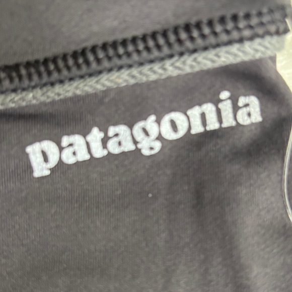 Patagonia Black Performance Leggings - Picture 2 of 7